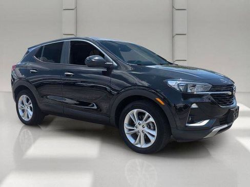 Used 2023 Buick Encore GX Preferred w/ Cold Weather Comfort Package FWD image 7
