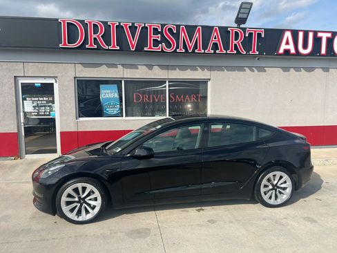 Used 2023 Tesla Model 3 Long Range image 2