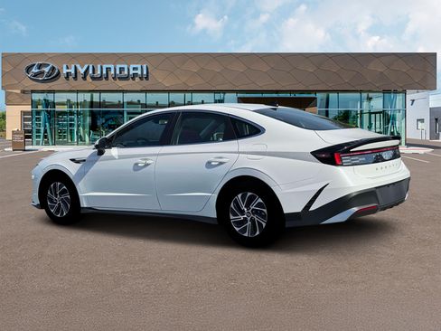 New 2026 Hyundai Sonata Blue FWD image 4