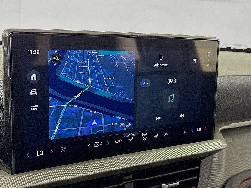 New 2025 Ford Explorer ST-Line w/ Premium Package AWD/4WD image 15
