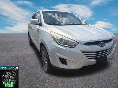 Used 2015 Hyundai Tucson GLS w/ Option Group 02 AWD/4WD image 4