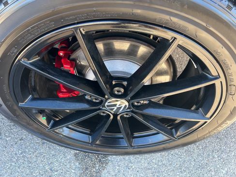 Used 2025 Volkswagen Jetta GLI Autobahn image 39