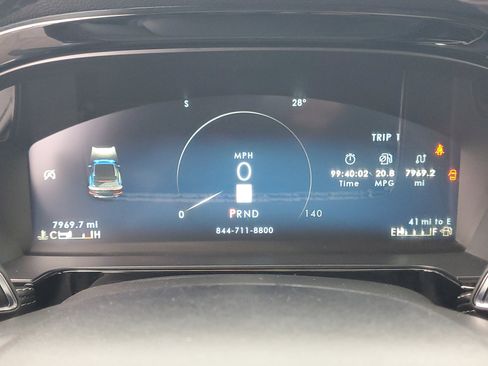 Certified 2024 Lincoln Corsair AWD w/ Equipment Group 101A image 15