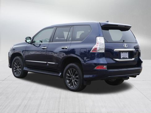 Used 2019 Lexus GX 460 Premium image 3