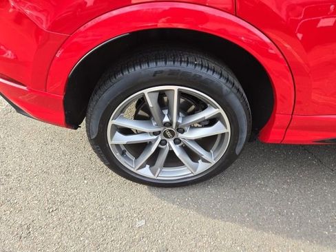Used 2024 Audi Q3 2.0T Premium Plus w/ Premium Plus Package image 13