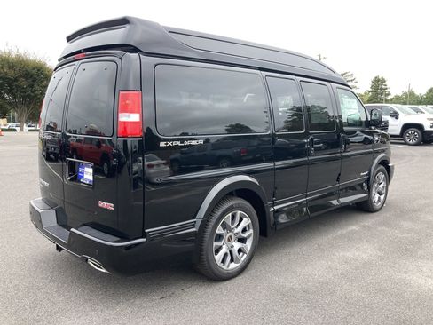 New 2025 GMC Savana 2500 w/ Driver Convenience Package image 6