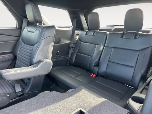 New 2026 Ford Explorer ST-Line w/ ST-Line Street Pack AWD/4WD image 37