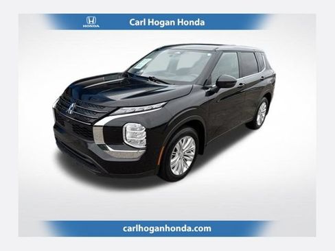 Used 2023 Mitsubishi Outlander ES AWD/4WD image 1