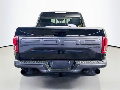 Used 2018 Ford F150 Raptor w/ Equipment Group 802A Luxury image 6