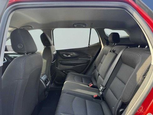 Used 2024 GMC Terrain SLE FWD image 34