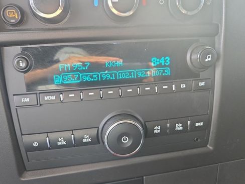 Used 2022 GMC Savana 2500 w/ Driver Convenience Package image 19