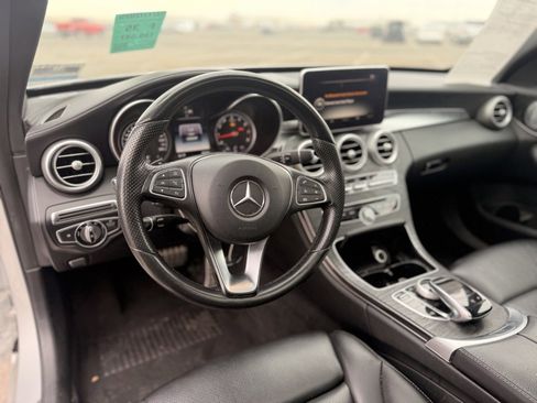 Used 2016 Mercedes-Benz C 300 4MATIC Sedan image 9