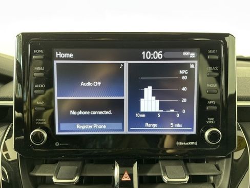 Certified 2022 Toyota Corolla Cross XLE image 20