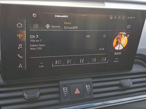 Used 2022 Audi Q5 2.0T Premium Plus image 18