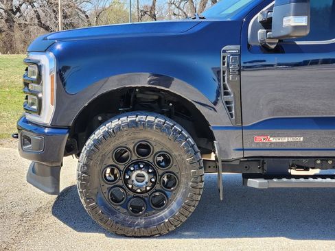 Used 2024 Ford F350 Lariat w/ Black Appearance Package image 8