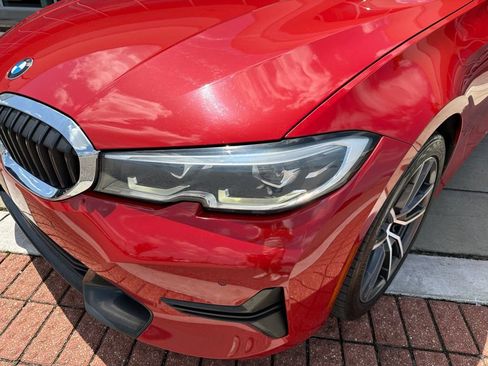 Used 2022 BMW 330i Sedan w/ Convenience Package RWD image 12