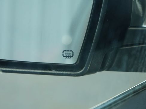 Used 2021 Jeep Cherokee Limited AWD/4WD image 37