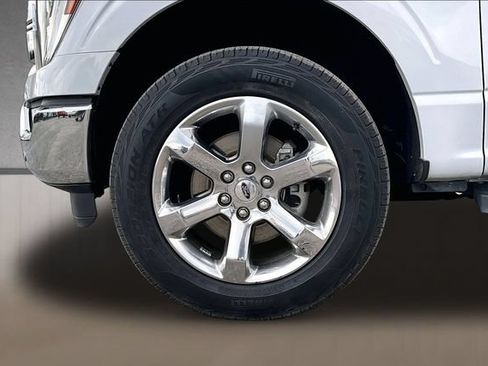 Used 2022 Ford F150 Lariat w/ Equipment Group 502A High AWD/4WD image 8