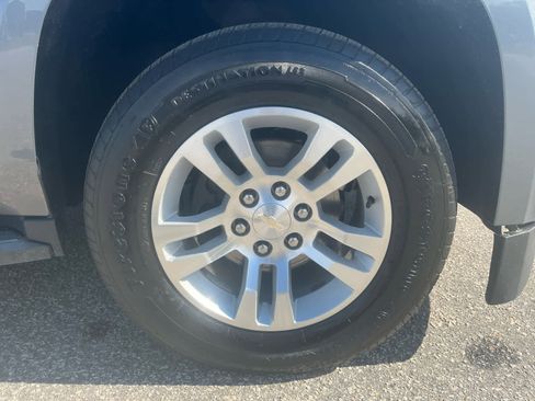 Used 2019 Chevrolet Tahoe LT image 34