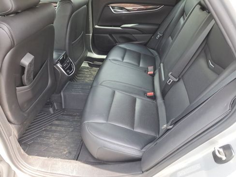 Used 2017 Cadillac XTS Luxury w/ Driver Awareness Package image 11