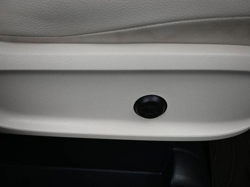 Used 2021 Mercedes-Benz GLA 250 4MATIC image 42