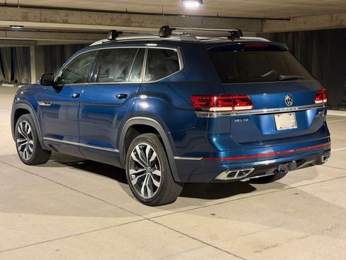 Used 2022 Volkswagen Atlas SEL Premium AWD/4WD image 3