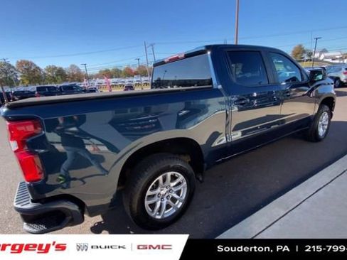 Used 2021 Chevrolet Silverado 1500 RST image 10