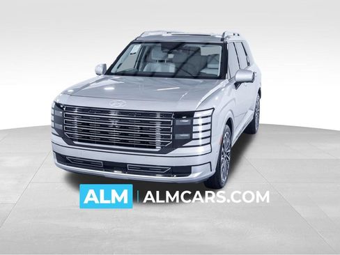 Used 2026 Hyundai Palisade Calligraphy FWD image 1