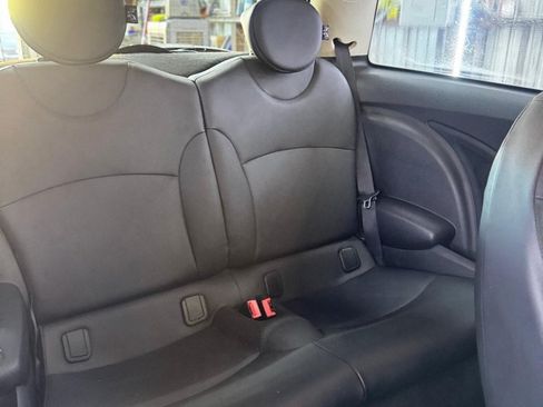 Used 2011 MINI Cooper Hardtop FWD image 28