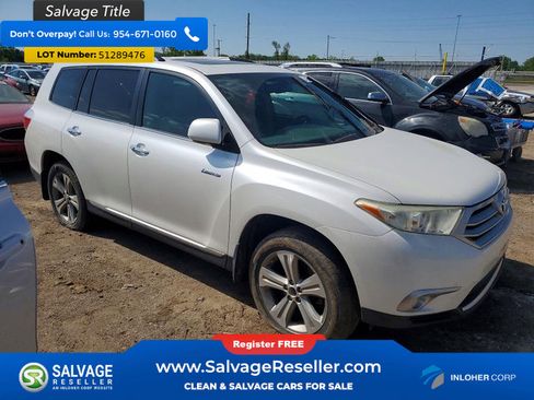 Used 2012 Toyota Highlander Limited w/ Tow Pkg AWD/4WD image 5