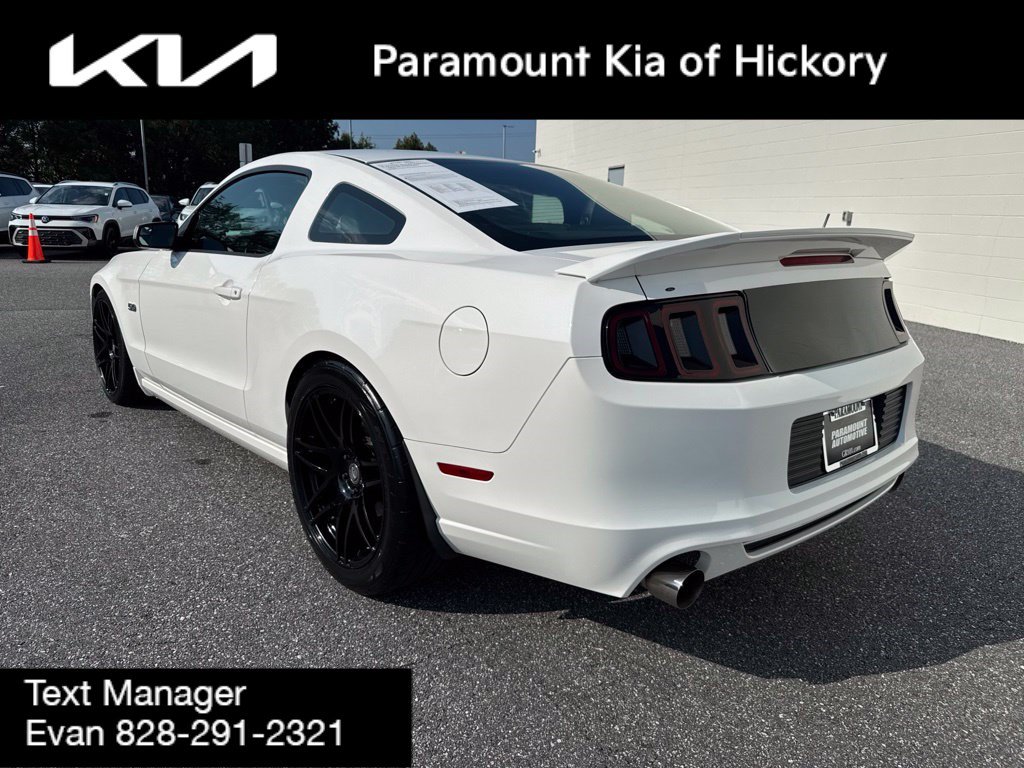 Used 2013 Ford Mustang GT Premium w/ Comfort Pkg RWD image 5