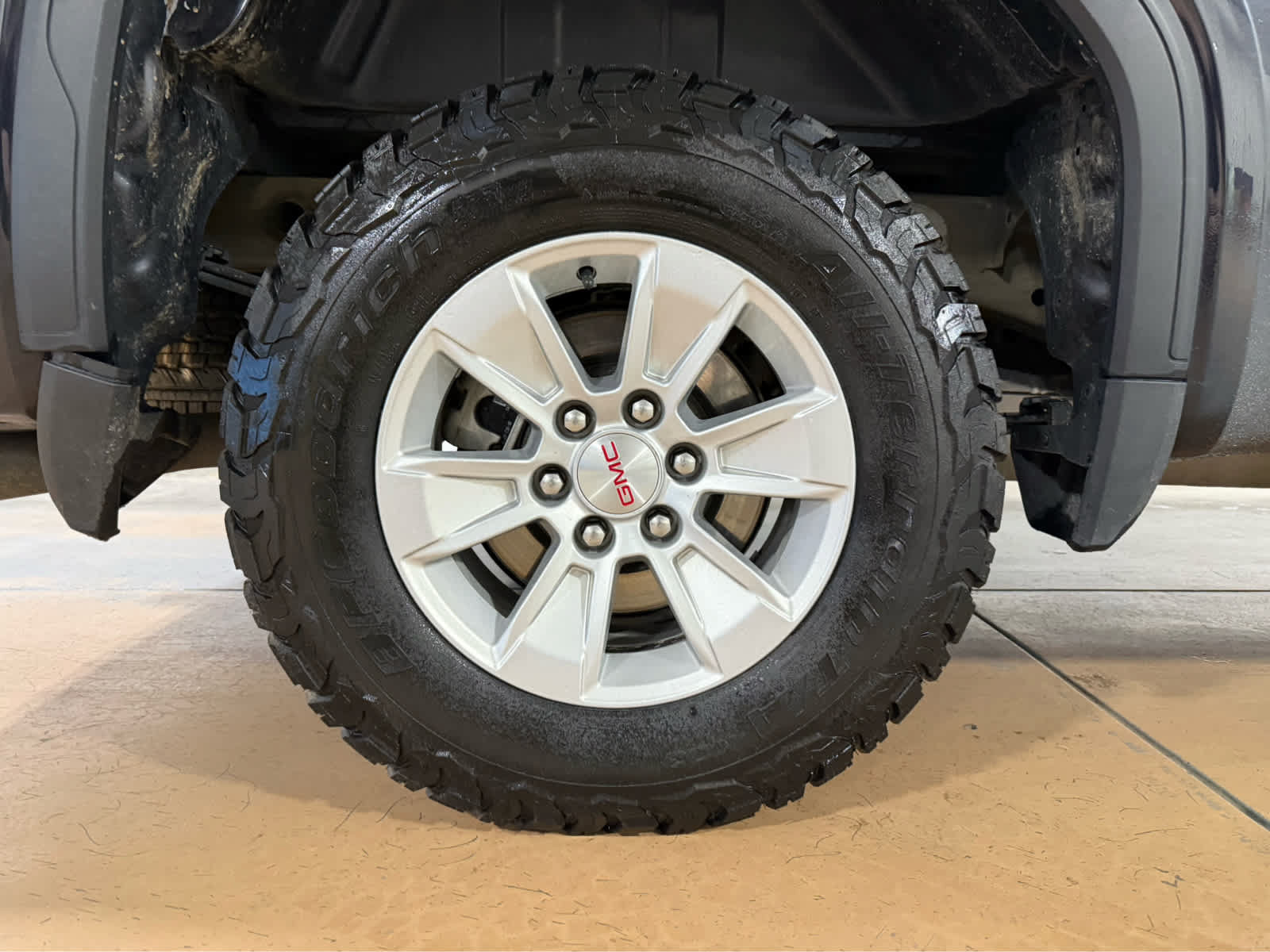 Used 2024 GMC Sierra 1500 SLE AWD/4WD image 12