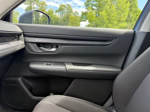 Used 2024 Honda CR-V LX image 32