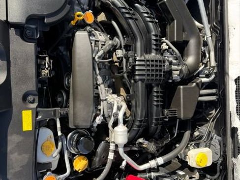 Used 2024 Subaru Crosstrek 2.0i Premium image 12