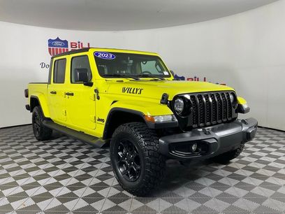 Used 2023 Jeep Gladiator Sport