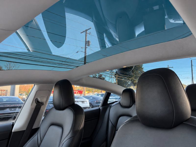 Used 2021 Tesla Model 3 Long Range AWD/4WD image 19