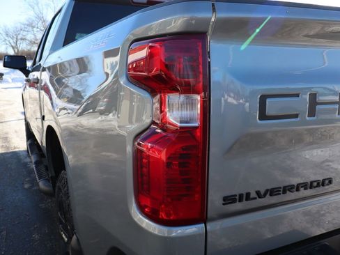 Used 2024 Chevrolet Silverado 1500 Custom Trail Boss w/ LPO, Dark Essentials Package image 31