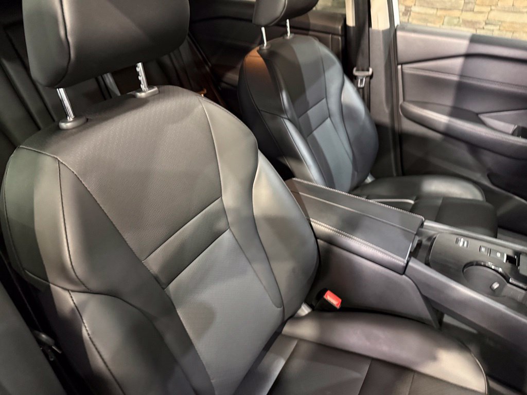 Certified 2025 Nissan Rogue SV w/ SV Premium Package FWD image 32