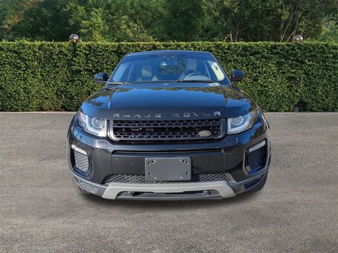 Used 2017 Land Rover Range Rover Evoque SE Premium image 9