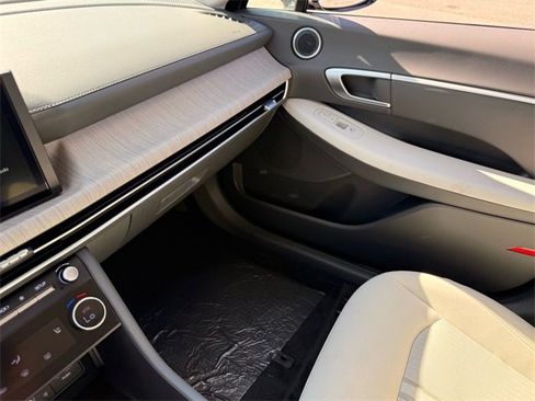 New 2025 Hyundai Sonata SEL image 10
