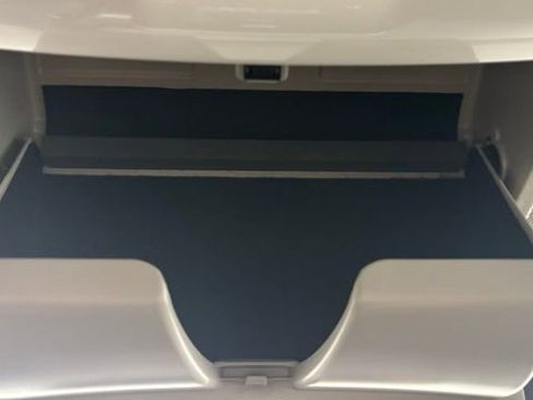 Used 2022 Nissan Pathfinder SV w/ SV Premium Package image 36