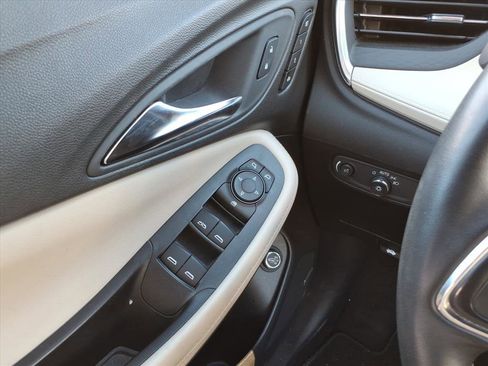 Used 2024 Buick Encore GX Avenir w/ Avenir Convenience Package image 19