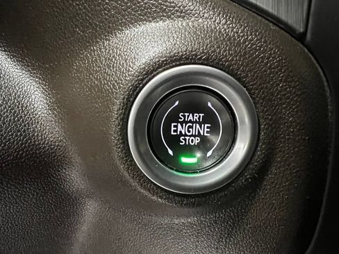 Used 2021 GMC Sierra 1500 Denali w/ Denali Ultimate Package AWD/4WD image 31