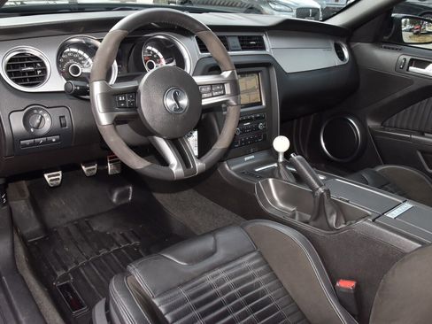 Used 2013 Ford Mustang Shelby GT500 image 14