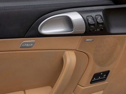 Used 2009 Porsche 911 Carrera S image 17