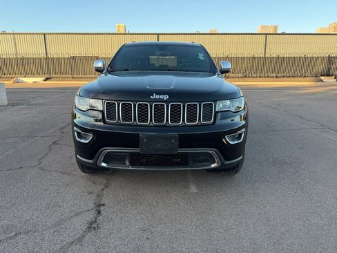 Used 2019 Jeep Grand Cherokee Limited image 3
