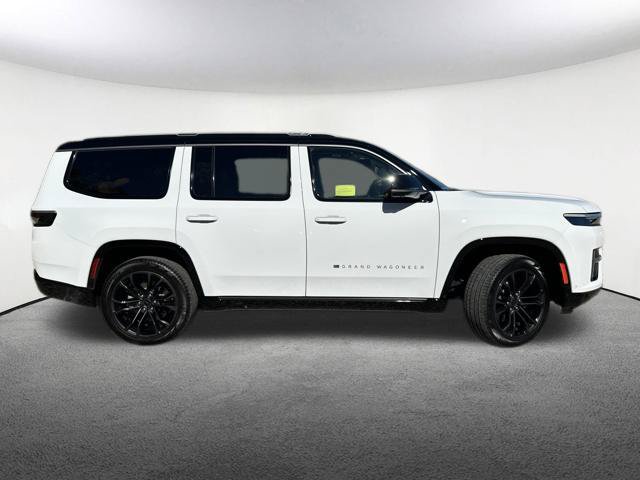Used 2026 Jeep Grand Wagoneer Summit AWD/4WD image 17
