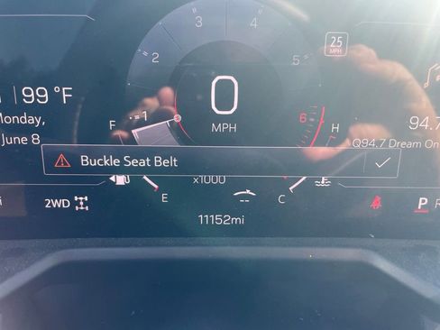 Used 2026 GMC Acadia Denali Ultimate w/ LPO, Floor Liner Package AWD/4WD image 10