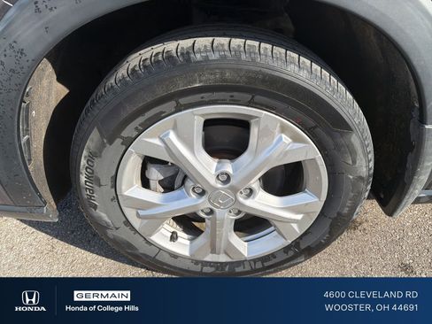 Used 2023 Honda HR-V LX image 13