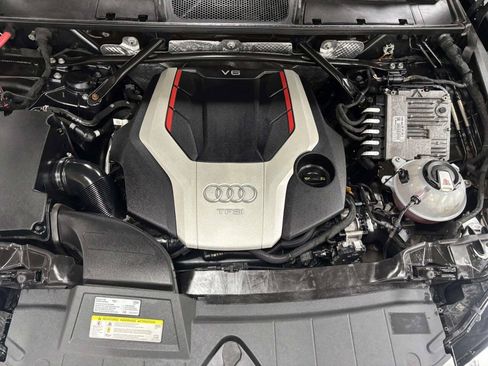 Used 2018 Audi SQ5 Prestige AWD/4WD image 12